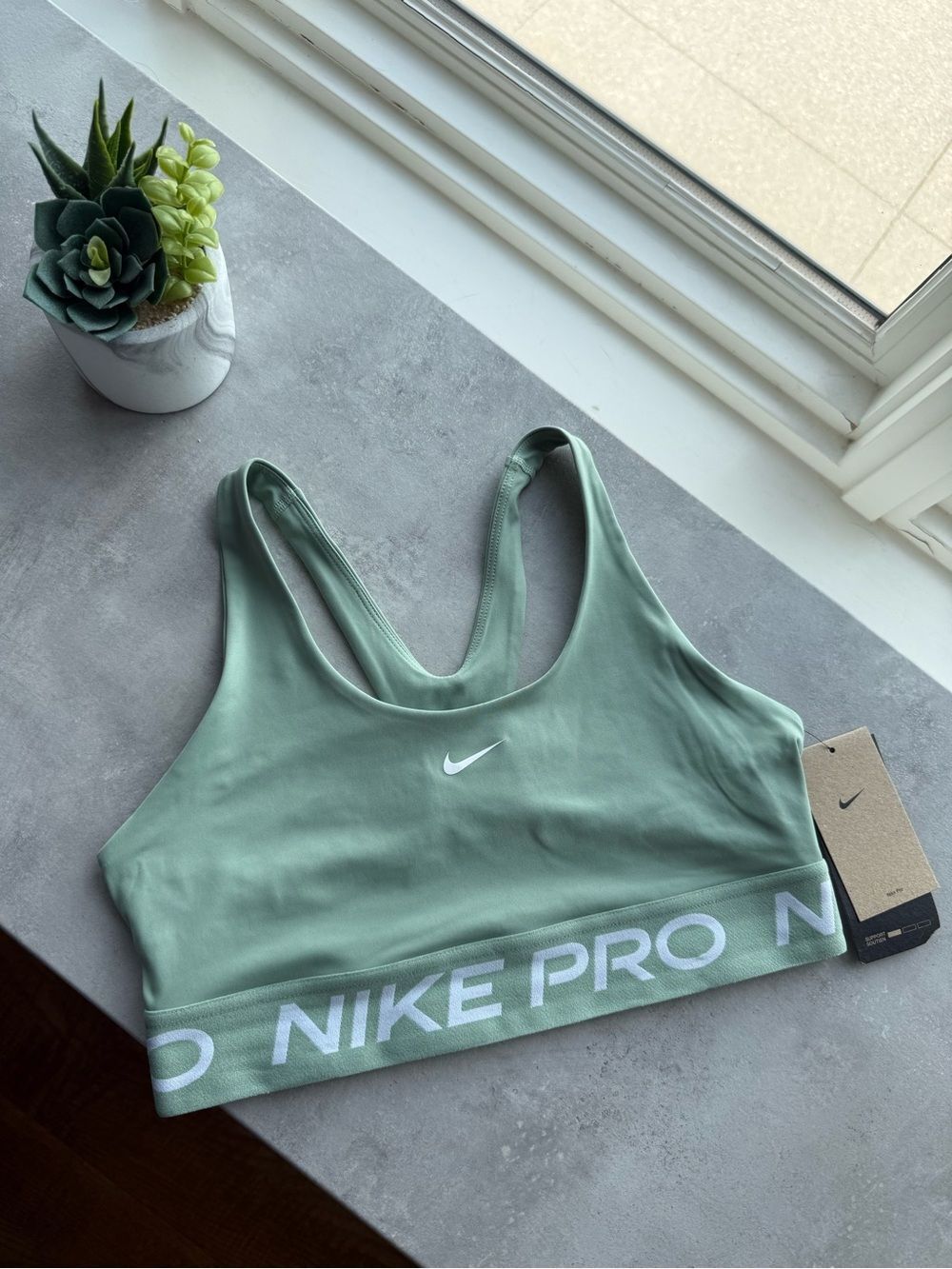 NWT Nike Pro Women'sr Sage Green Sports Bra